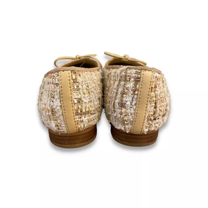 Bailarinas Chanel de tweed y piel color beige