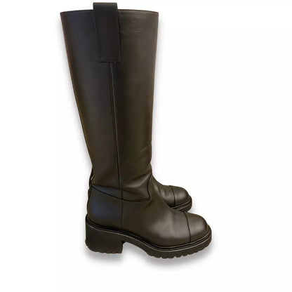 BOTAS ALTAS DE PIEL DE BECERRO NEGRA CHANEL