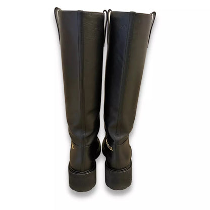BOTAS ALTAS DE PIEL DE BECERRO NEGRA CHANEL