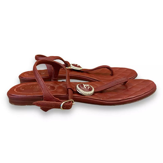 Sandalias Chanel de piel color burdeos