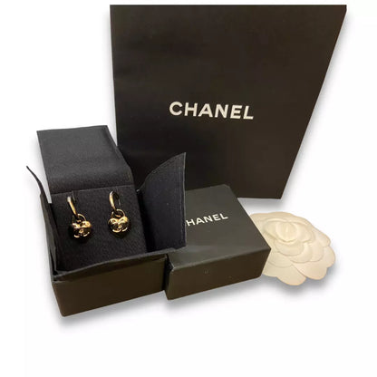 CHANEL CC HEART METAL EARRINGS