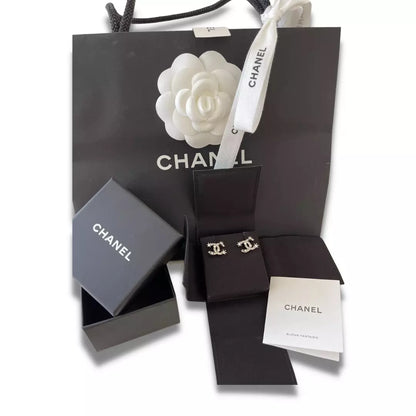PENDIENTES DE CRISTAL CC DE PLATA DE CHANEL