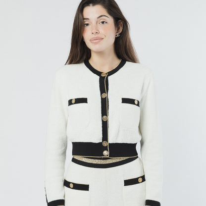 TRAJE CLÁSICO CHANEL BLANCO Y NEGRO 