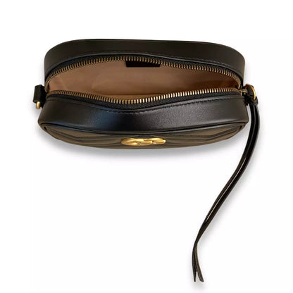 GUCCI BLACK MATELASSÉ LEATHER GG MARMONT BAG
