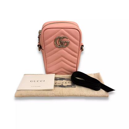 MINI BOLSO GG MARMONT DE PIEL MATELASSÉ ROSA GUCCI