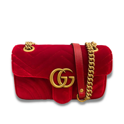 GUCCI RED MATELASSÉ VELVET GG MARMONT BAG