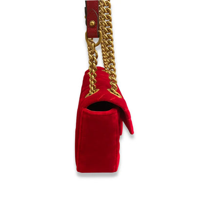 GUCCI RED MATELASSÉ VELVET GG MARMONT BAG
