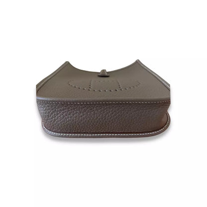 HERMÈS EVELYNE 16 ETOUPE BAG