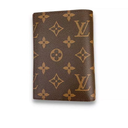 LOUIS VUITTON BROWN LEATHER PASSPORT COVER