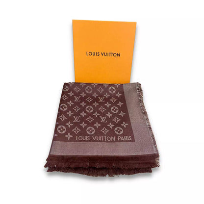 CHAL BRILLANTE CON MONOGRAMA AMARANTE DE LOUIS VUITTON