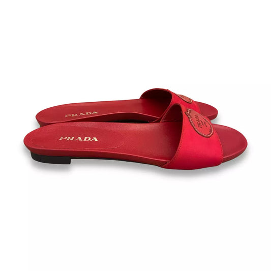 Sandalias Prada con logo rojo